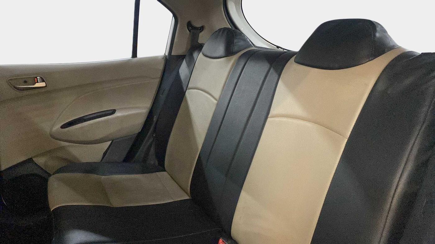2019 Hyundai NEW SANTRO SPORTZ CNG, CNG, Manual, 57,870 km, Right Side Rear Door Cabin