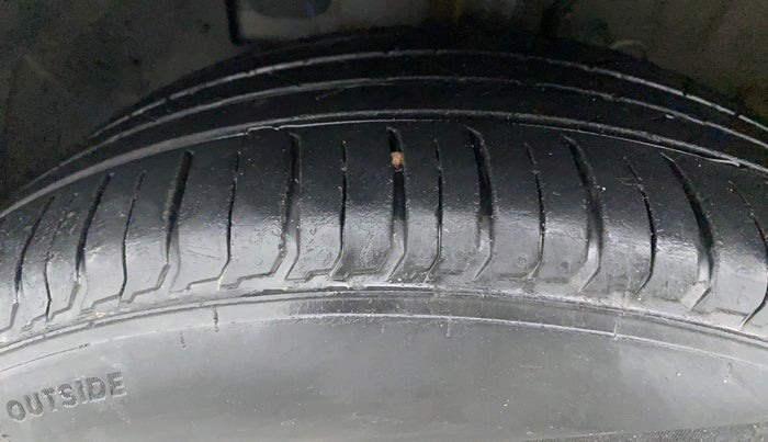 2020 Hyundai VENUE SX 1.0 TURBO, Petrol, Manual, 19,669 km, Left Front Tyre Tread