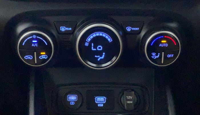 2020 Hyundai VENUE SX 1.0 TURBO, Petrol, Manual, 19,669 km, Automatic Climate Control