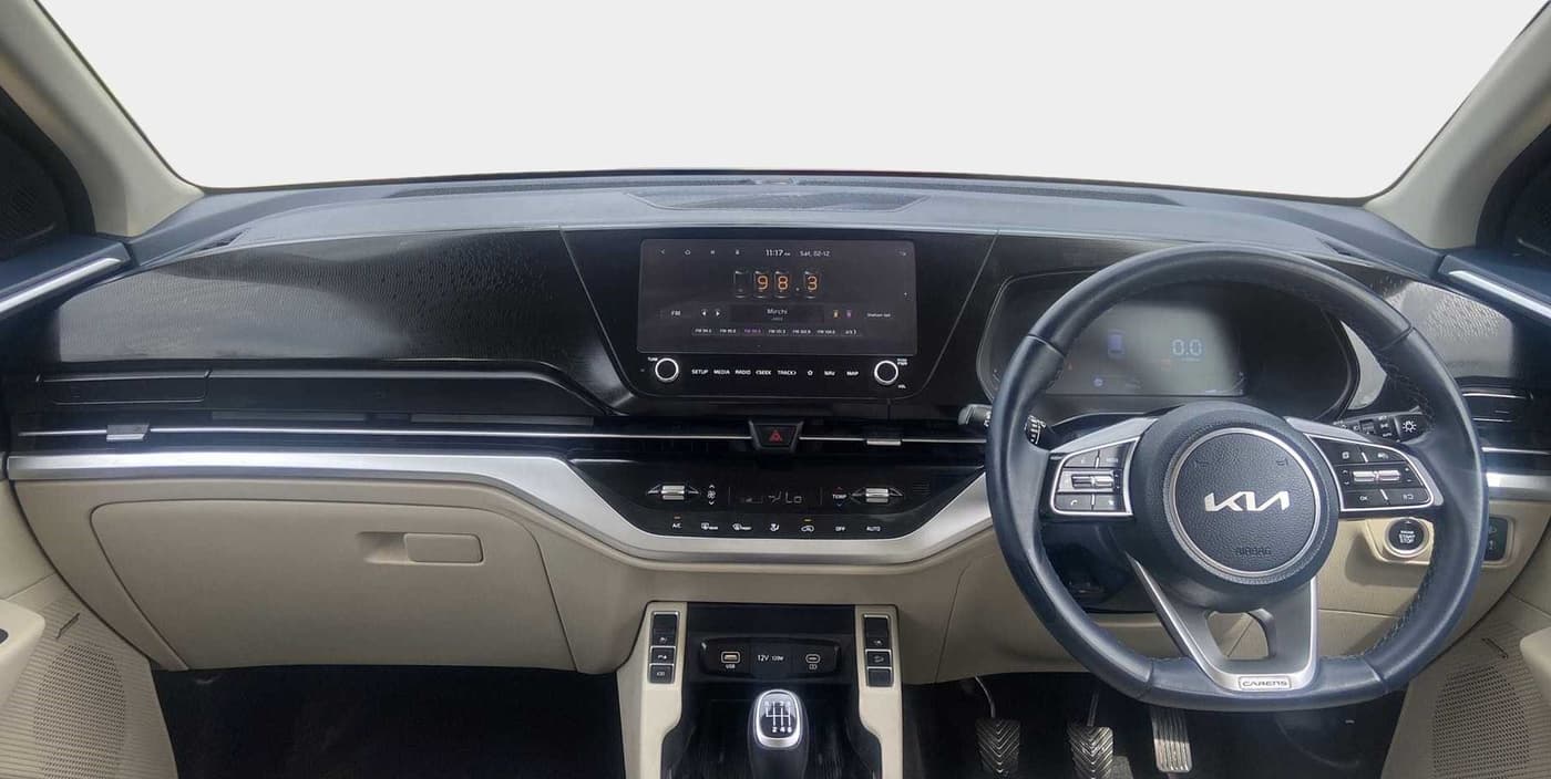 2022 KIA CARENS LUXURY PLUS 1.4 PETROL 7 STR, Petrol, Manual, 7,554 km, Dashboard
