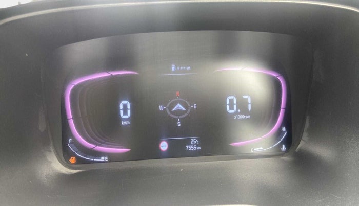 2022 KIA CARENS LUXURY PLUS 1.4 PETROL 7 STR, Petrol, Manual, 7,554 km, Odometer Image