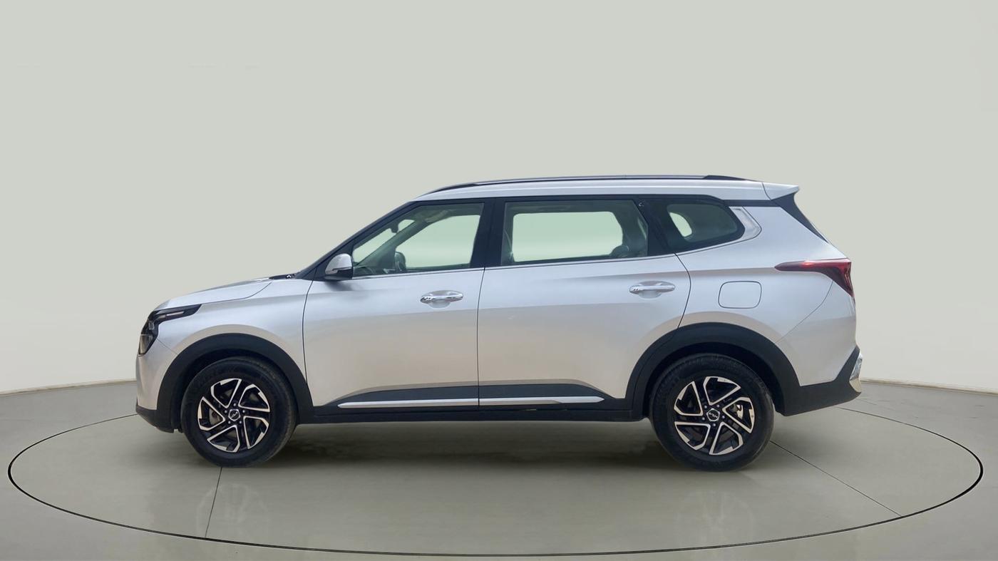2022 KIA CARENS LUXURY PLUS 1.4 PETROL 7 STR, Petrol, Manual, 7,554 km, Left Side