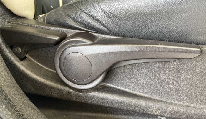 2016 Tata Zest XT PETROL, Petrol, Manual, 58,877 km, Driver Side Adjustment Panel