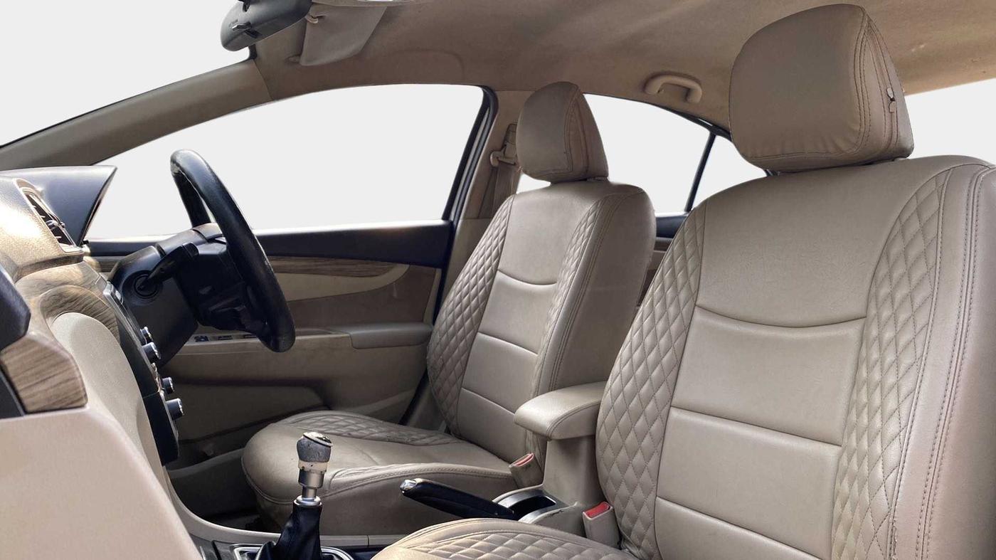 2019 Maruti Ciaz DELTA DIESEL 1.5, Diesel, Manual, 89,285 km, Right Side Front Door Cabin