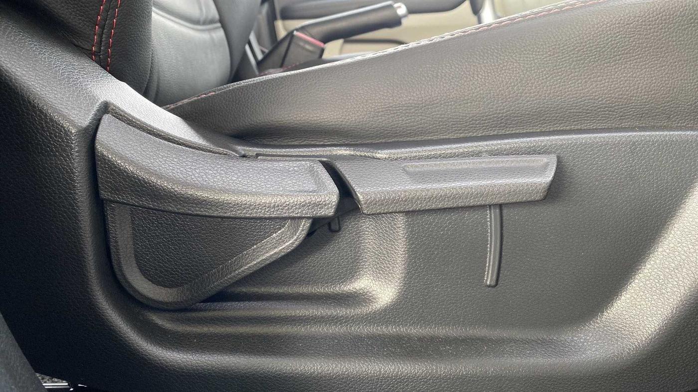 2022 KIA SONET HTX ANNIVERSARY EDITION 1.0 IMT, Petrol, Manual, 9,773 km, Driver Side Adjustment Panel