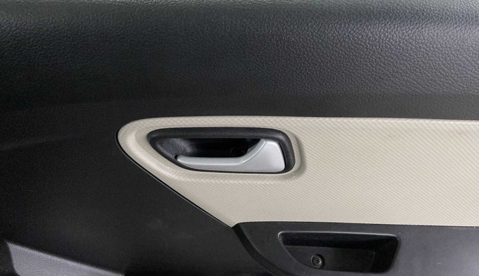 2022 Maruti Alto LXI O, Petrol, Manual, 499 km, Driver Side Door Panels Control