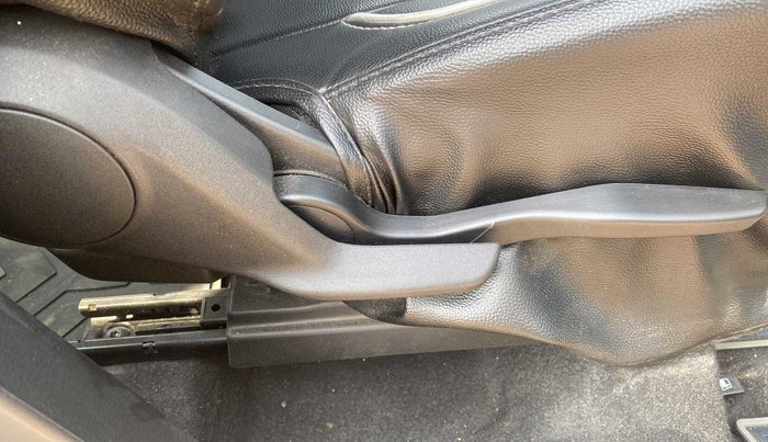 2022 Maruti IGNIS ALPHA 1.2, Petrol, Manual, 47,523 km, Driver Side Adjustment Panel
