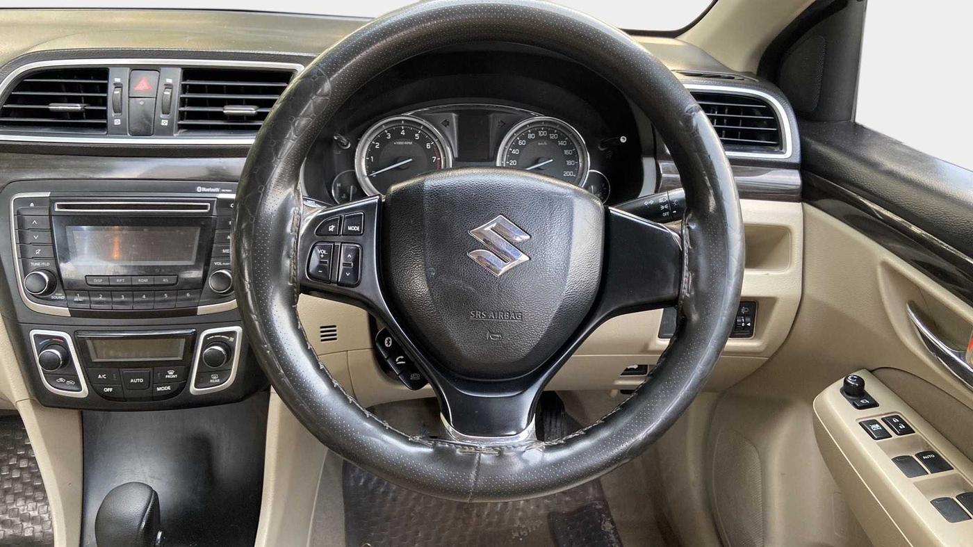 2017 Maruti Ciaz ZETA 1.4  AT PETROL, Petrol, Automatic, 72,443 km, Steering Wheel Close Up