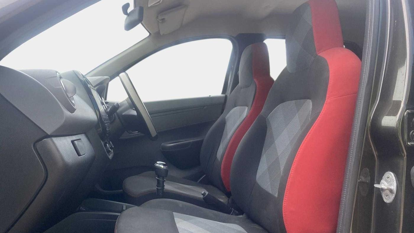 2020 Renault Kwid RXT 0.8, Petrol, Manual, 8,512 km, Right Side Front Door Cabin