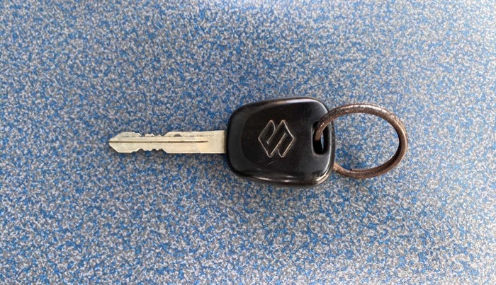 2011 Maruti OMNI E 8 STR, Petrol, Manual, 22,557 km, Key Close Up