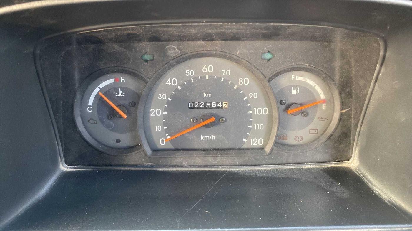 2011 Maruti OMNI E 8 STR, Petrol, Manual, 22,557 km, Odometer Image