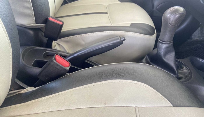 2013 Nissan Micra Active XV, Petrol, Manual, 44,183 km, Gear Lever