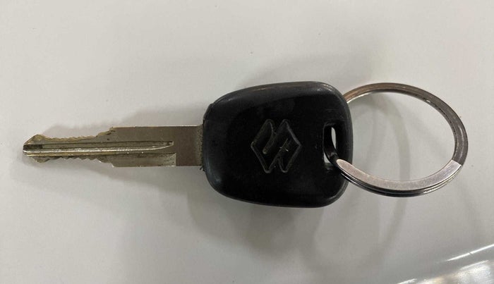 2015 Maruti Alto 800 LXI, Petrol, Manual, 30,281 km, Key Close Up