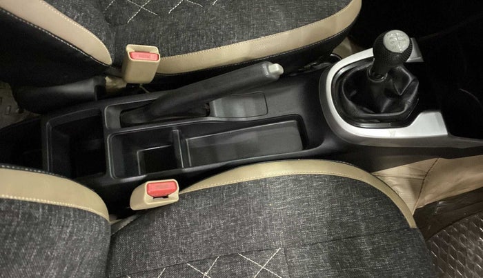 2018 Honda Jazz 1.5L I-DTEC SV, Diesel, Manual, 32,373 km, Gear Lever