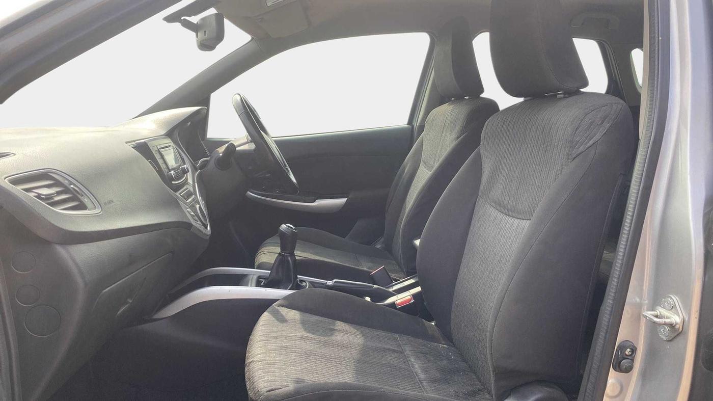 2015 Maruti Baleno ZETA PETROL 1.2, Petrol, Manual, 65,884 km, Right Side Front Door Cabin