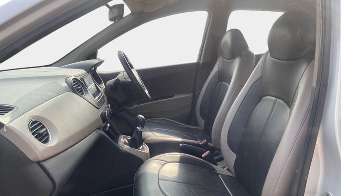 2016 Hyundai Xcent S 1.2 SPECIAL EDITION, Petrol, Manual, 49,027 km, Right Side Front Door Cabin