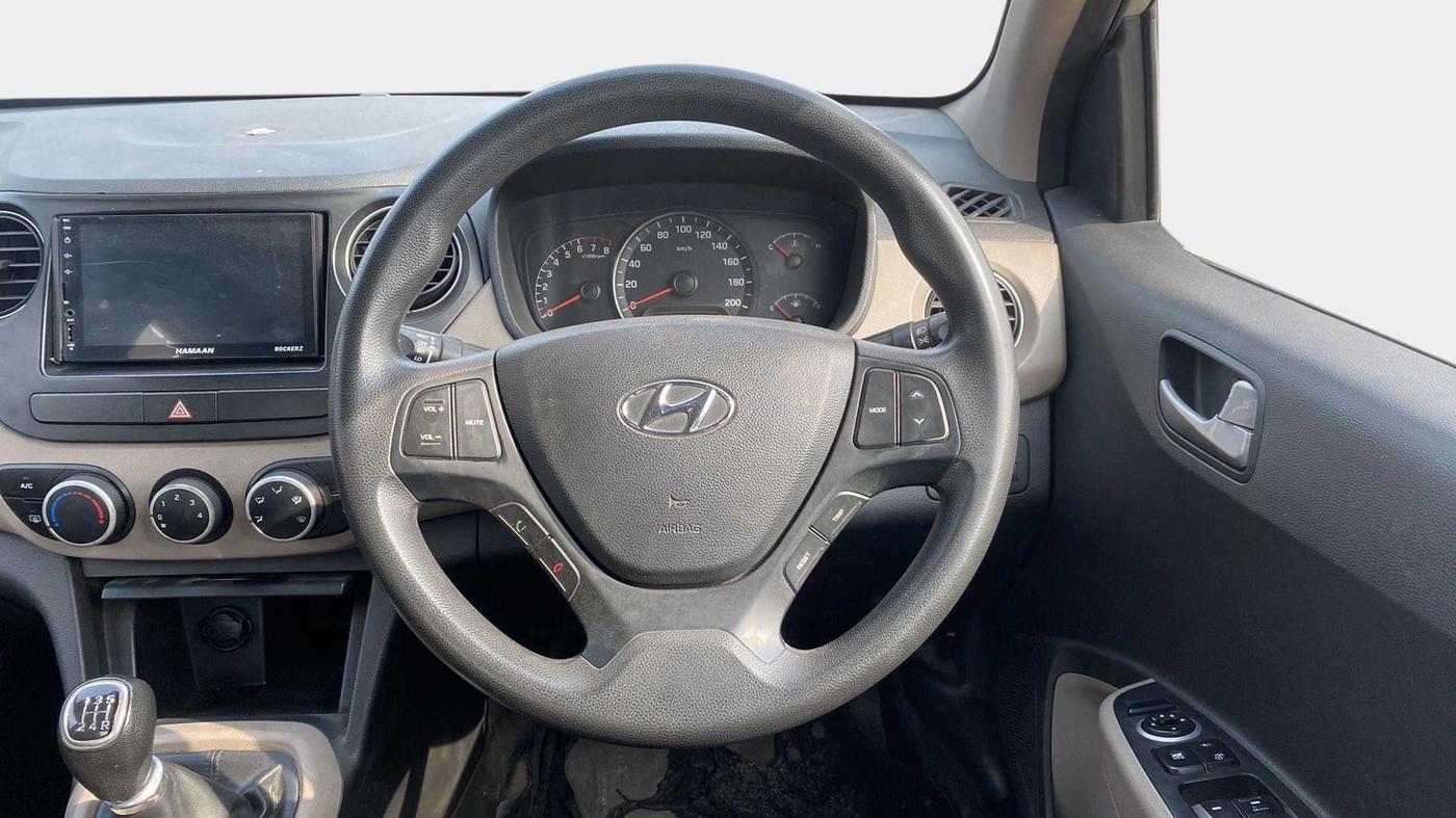 2016 Hyundai Xcent S 1.2 SPECIAL EDITION, Petrol, Manual, 49,027 km, Steering Wheel Close Up