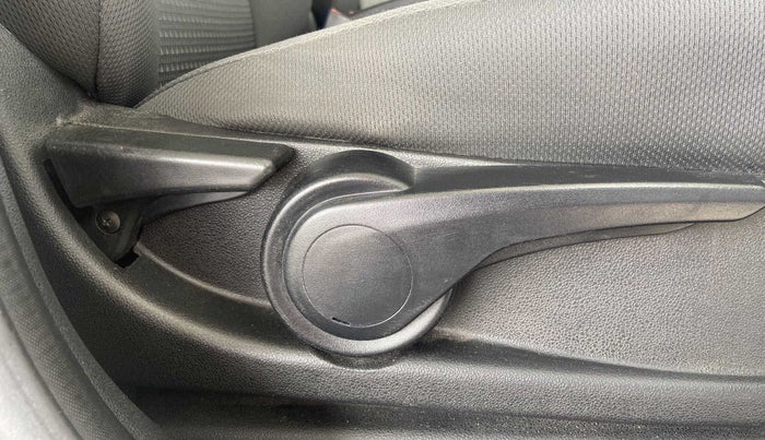 2018 Tata Tiago XZA PETROL, Petrol, Automatic, 39,663 km, Driver Side Adjustment Panel