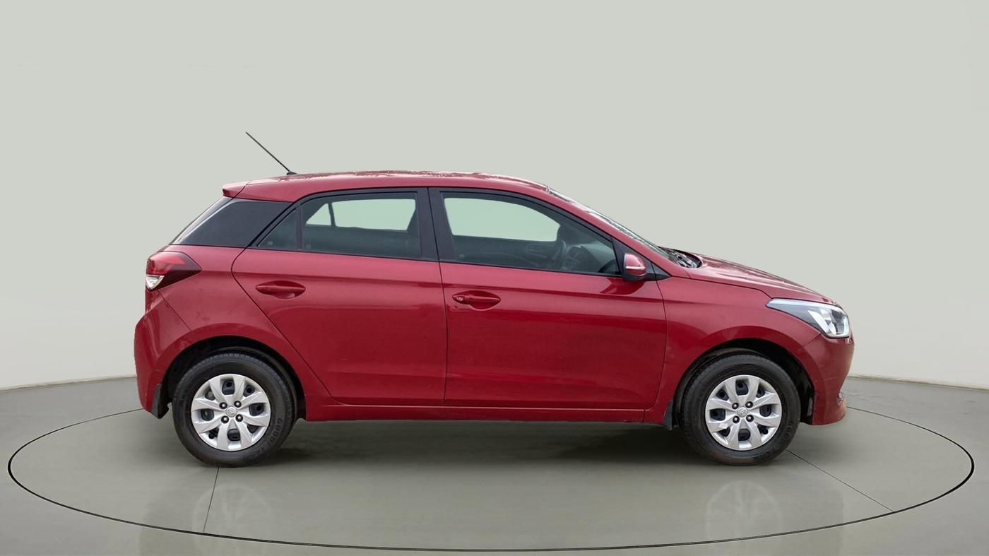 2017 Hyundai Elite i20 SPORTZ 1.2, Petrol, Manual, 42,901 km, Right Side View