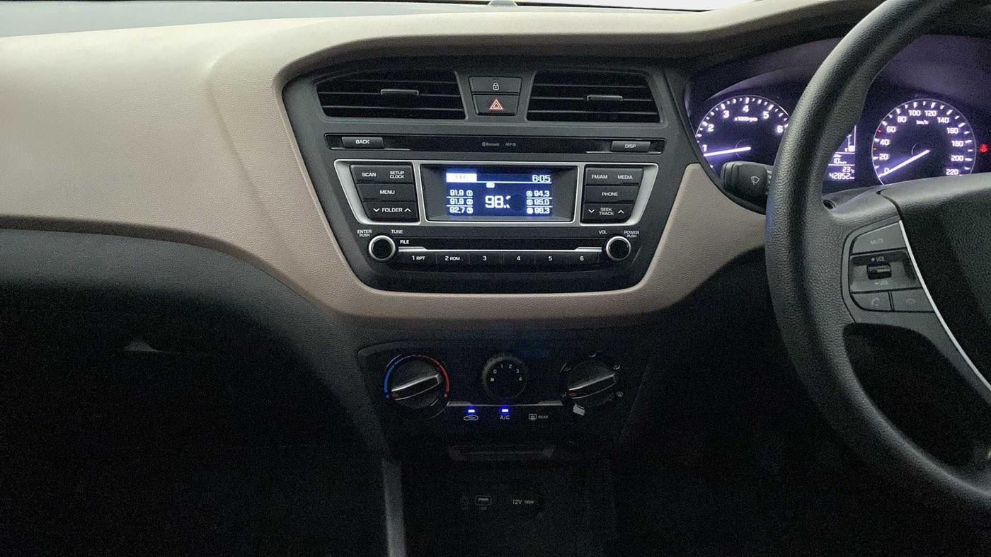 2017 Hyundai Elite i20 SPORTZ 1.2, Petrol, Manual, 42,901 km, Air Conditioner