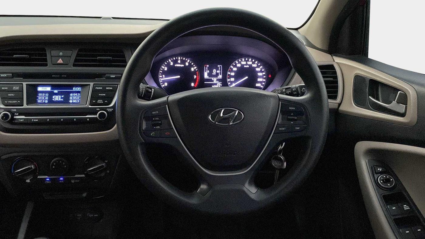 2017 Hyundai Elite i20 SPORTZ 1.2, Petrol, Manual, 42,901 km, Steering Wheel Close Up