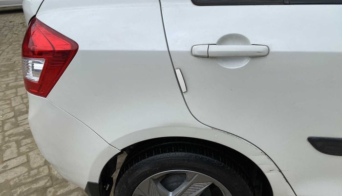 2012 Maruti Swift Dzire VXI, Petrol, Manual, 25,759 km, Right quarter panel - Minor scratches