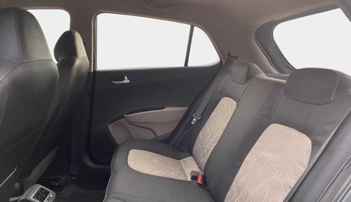2014 Hyundai Grand i10 SPORTZ 1.2 KAPPA VTVT, Petrol, Manual, 13,495 km, Right Side Rear Door Cabin