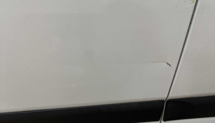 2010 Hyundai i10 MAGNA 1.2, Petrol, Manual, 79,204 km, Front passenger door - Slightly dented