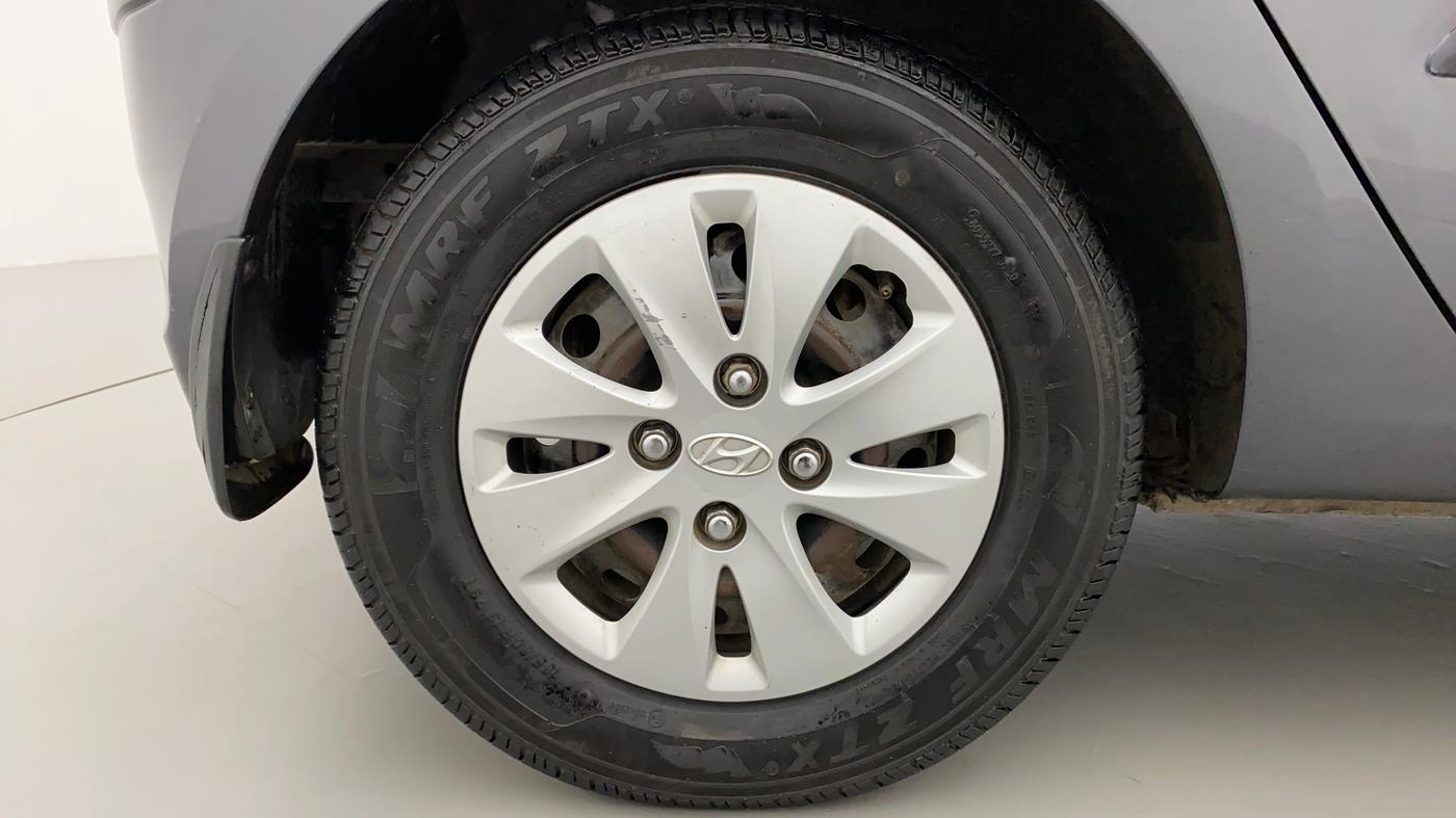2011 Hyundai i10 MAGNA 1.2, Petrol, Manual, 42,099 km, Right Rear Wheel