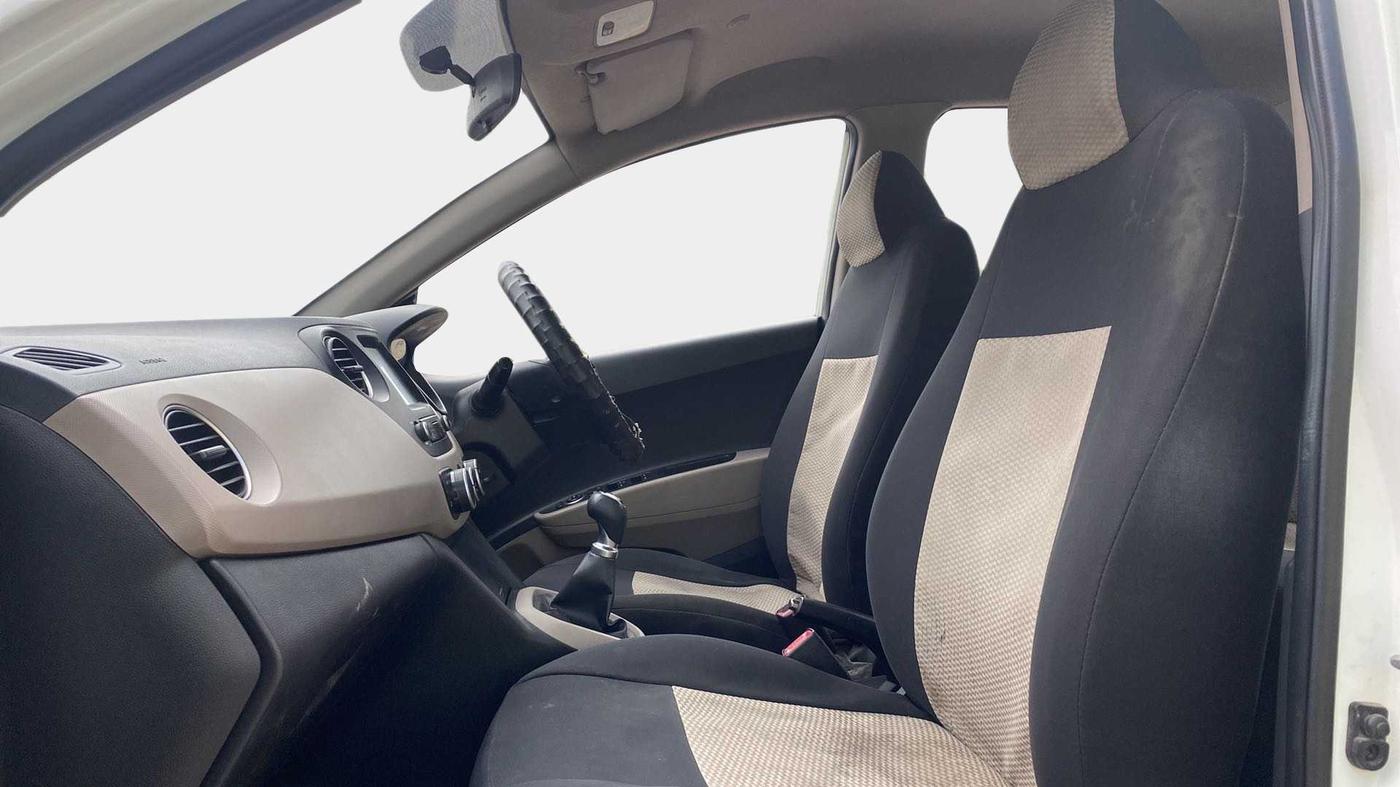 2018 Hyundai Xcent SX 1.2, Petrol, Manual, 59,627 km, Right Side Front Door Cabin