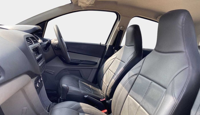 2018 Tata Tiago XE PETROL, CNG, Manual, 68,576 km, Right Side Front Door Cabin