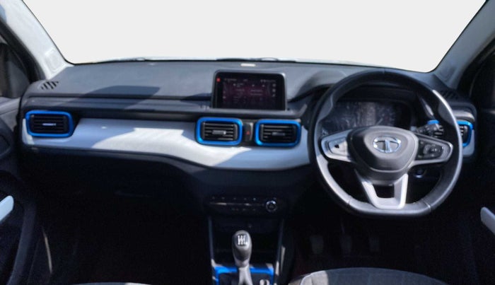 2022 Tata PUNCH CREATIVE  1.2 RTN DUAL TONE, Petrol, Manual, 9,103 km, Dashboard