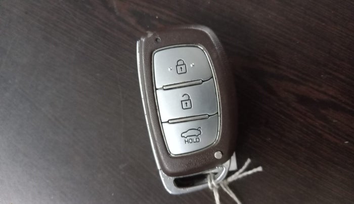 2018 Hyundai New Elantra 2.0 SX AT PETROL, Petrol, Automatic, 51,533 km, Key Close Up