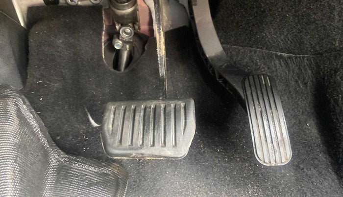 2021 Tata Harrier XMA 2.0L KRYOTEC, Diesel, Automatic, 15,389 km, Pedals