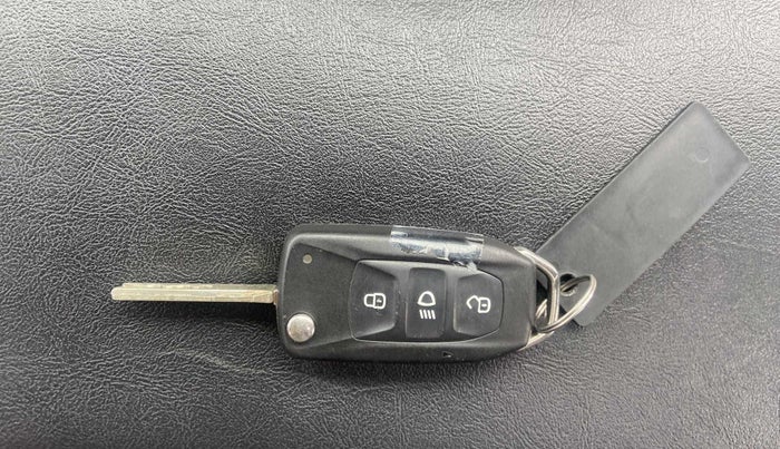 2021 Tata Harrier XMA 2.0L KRYOTEC, Diesel, Automatic, 15,389 km, Key Close Up
