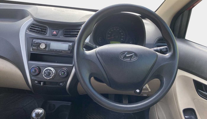 2017 Hyundai Eon ERA +, Petrol, Manual, 40,769 km, Steering Wheel Close Up