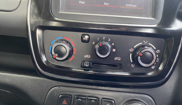 2018 Renault Kwid RXT 1.0 (O), Petrol, Manual, 88,645 km, AC Unit - Directional switch has minor damage