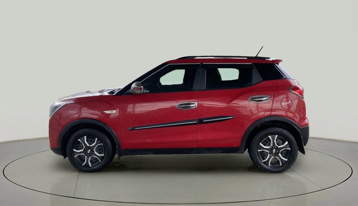2021 Mahindra XUV300 W6 1.2 PETROL, Petrol, Manual, 29,138 km, Left Side
