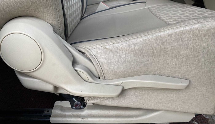 2020 Maruti Dzire VXI, Petrol, Manual, 16,639 km, Driver Side Adjustment Panel