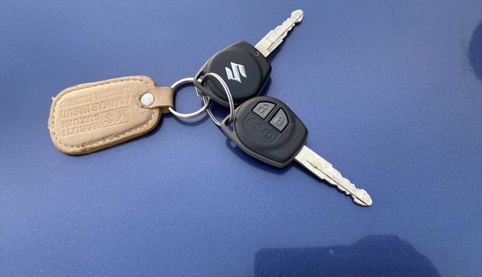 2020 Maruti Dzire VXI, Petrol, Manual, 16,639 km, Key Close Up