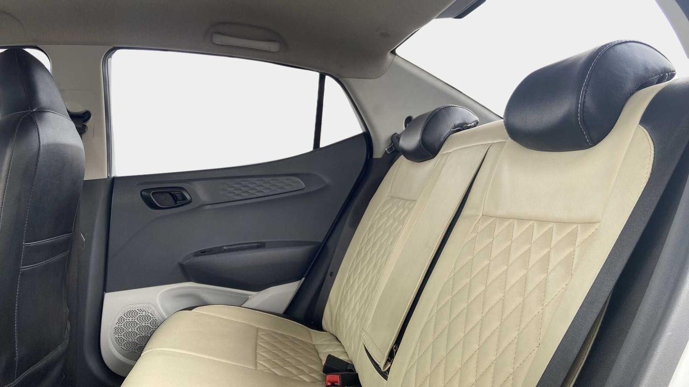 2022 Hyundai AURA S 1.2 CNG, CNG, Manual, 14,529 km, Right Side Rear Door Cabin