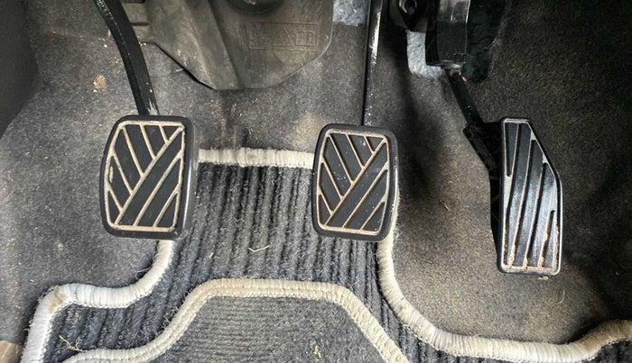 2021 Maruti Swift VXI, Petrol, Manual, 5,208 km, Pedals