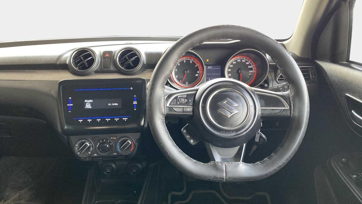 2021 Maruti Swift VXI, Petrol, Manual, 5,208 km, Steering Wheel Close Up