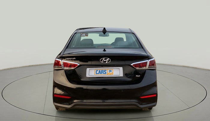 2018 Hyundai Verna 1.6 VTVT SX (O) AT, Petrol, Automatic, 35,705 km, Back/Rear