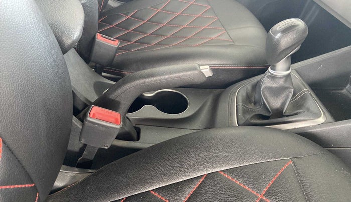 2019 Hyundai Verna 1.6 VTVT SX, Petrol, Manual, 27,787 km, Gear Lever