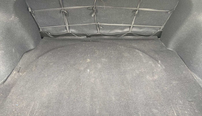 2019 Hyundai Verna 1.6 VTVT SX, Petrol, Manual, 27,787 km, Boot Inside