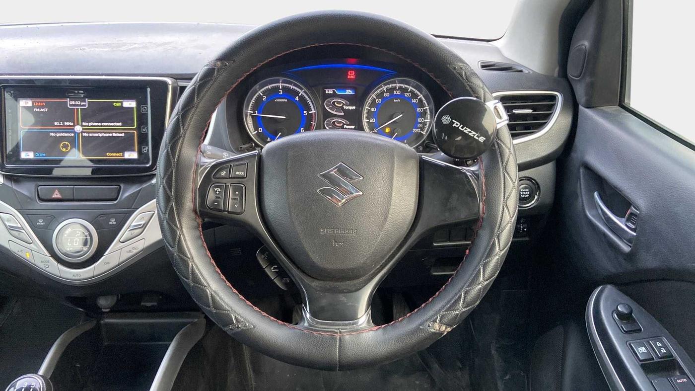 2015 Maruti Baleno ALPHA DIESEL 1.3, Diesel, Manual, 55,520 km, Steering Wheel Close Up