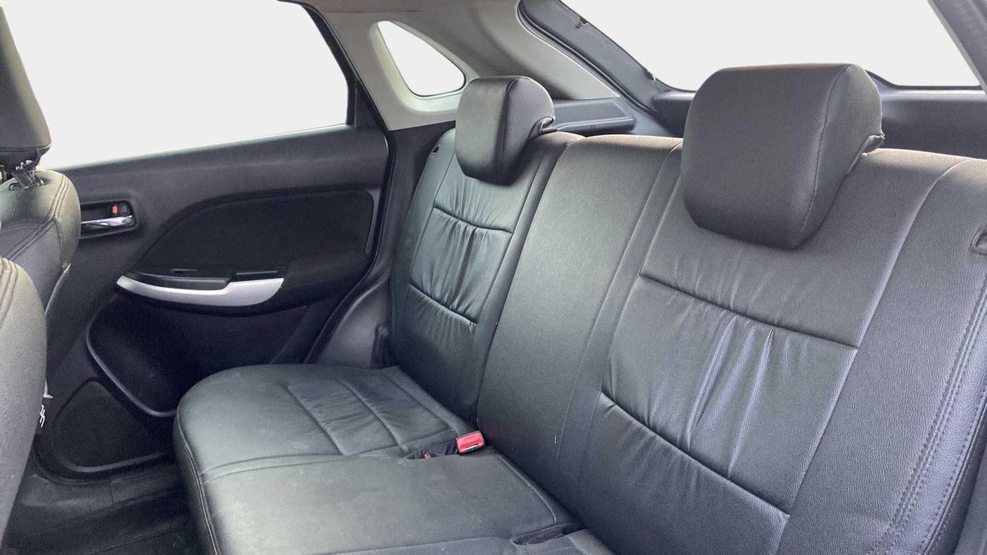 2015 Maruti Baleno ALPHA DIESEL 1.3, Diesel, Manual, 55,520 km, Right Side Rear Door Cabin