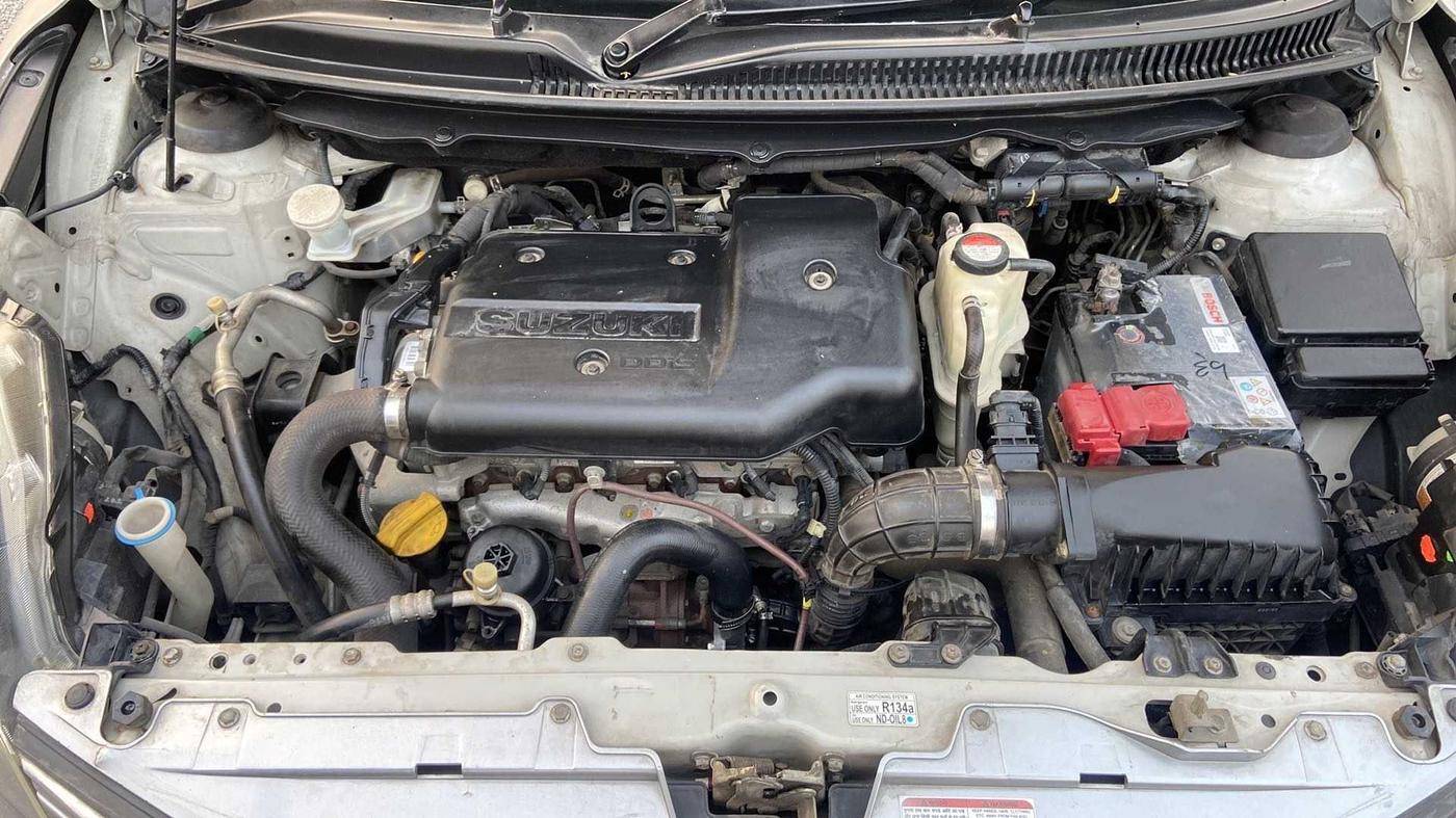 2015 Maruti Baleno ALPHA DIESEL 1.3, Diesel, Manual, 55,520 km, Open Bonet