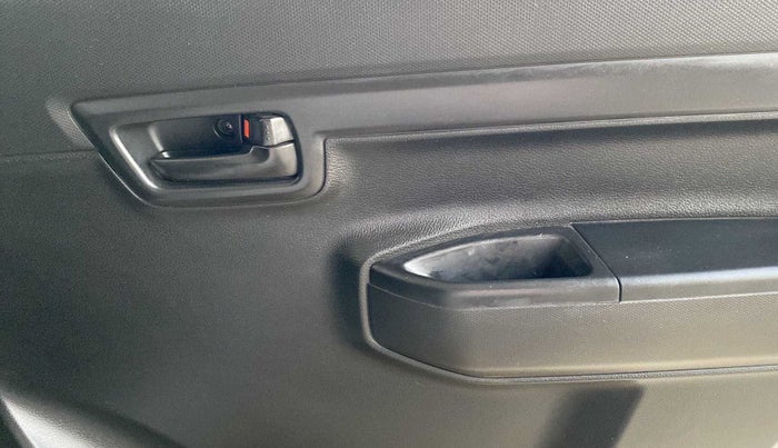 2020 Maruti S PRESSO VXI+, Petrol, Manual, 3,538 km, Driver Side Door Panels Control